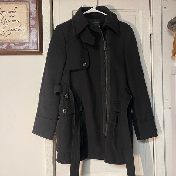 Zara basic belted black coat - Picture 2 of 11